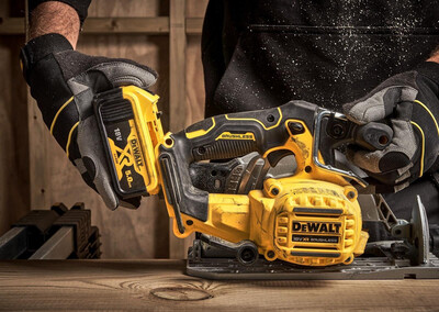 Аккумуляторная дисковая пила DeWalt DCS565N без аккумулятора фото 7